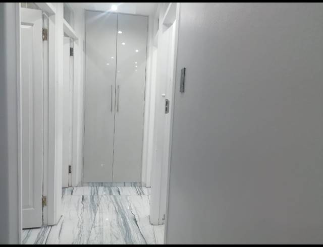 2.5 BEDROOM FLAT FOR SALE IN SOUTH BEACH